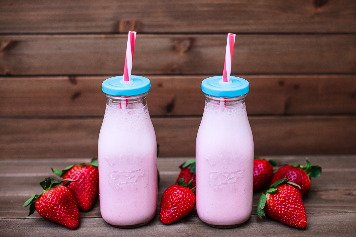 Strawberry Yogurt Smoothie Recipe – FOOD is Four Letter Word